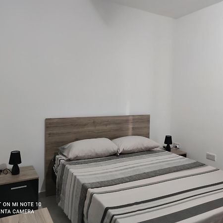 Privilege Suite Sliema Oda fotoğraf