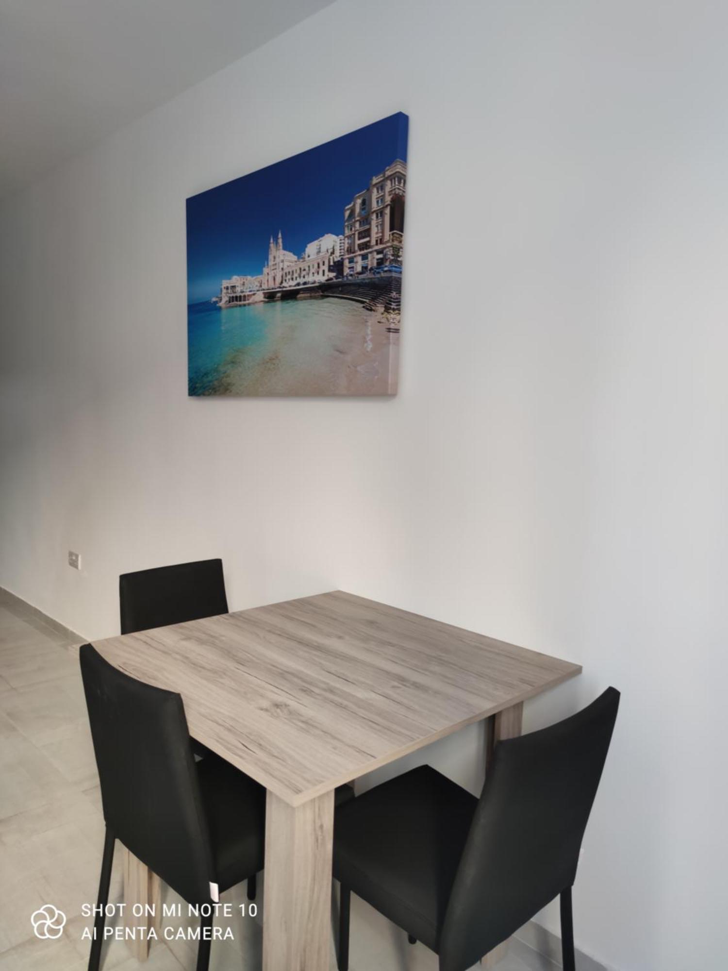 Privilege Suite Sliema Oda fotoğraf