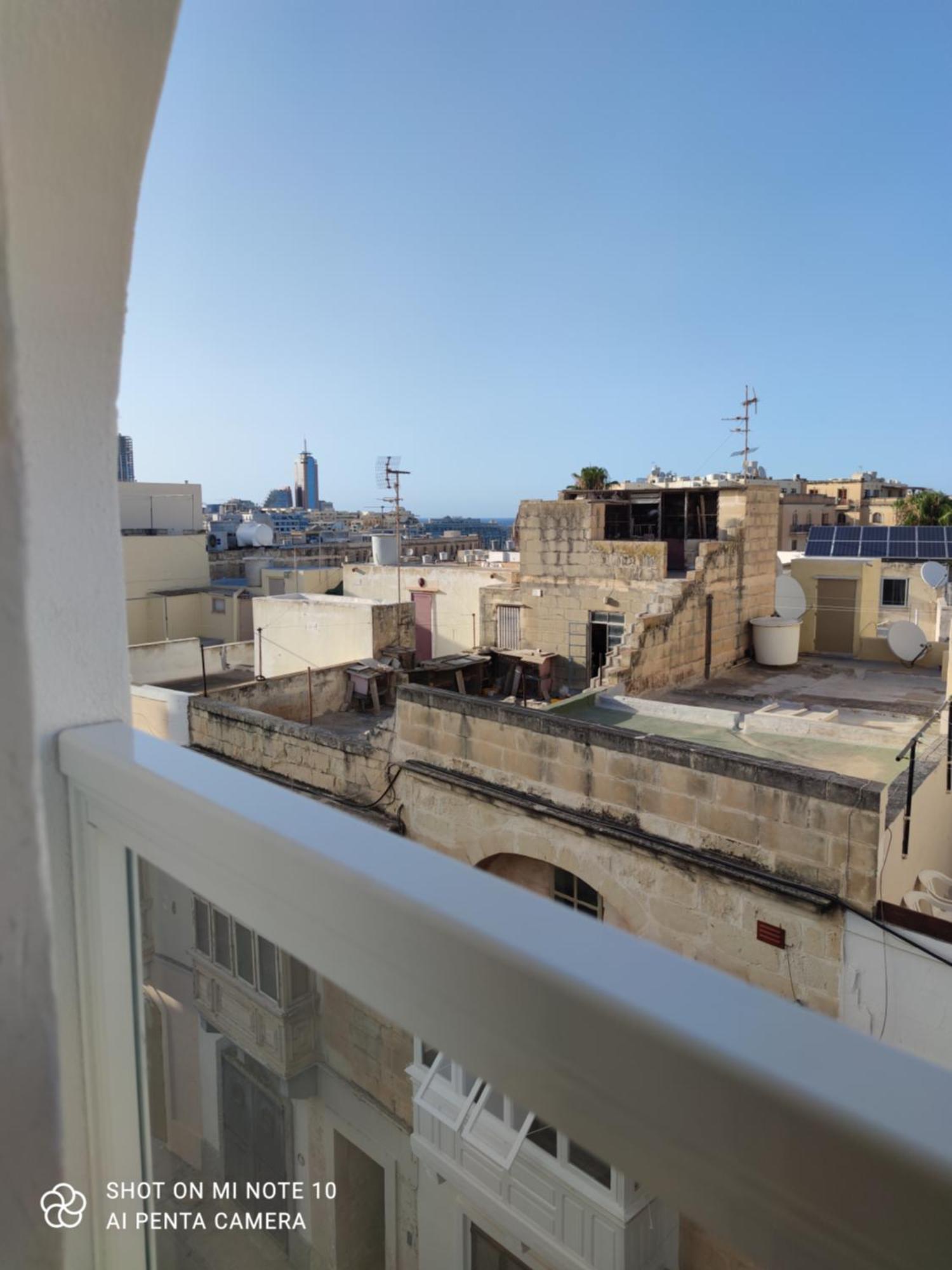 Privilege Suite Sliema Oda fotoğraf